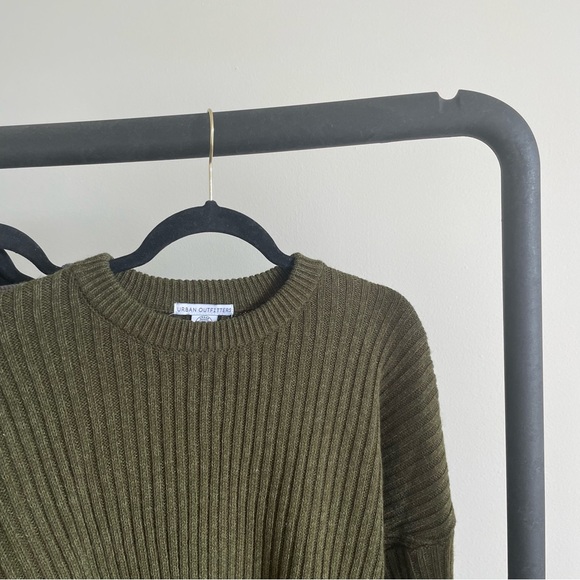 UO Army Green Ribbed Sweater - Picture 4 of 6
